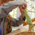 Wir bedanken uns bei der Mutti, die die Schlangen für die Kinder genäht hat. Wir bedanken uns bei der Mutti, die die Schlangen für die Kinder genäht hat.