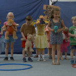 "Ein Tag im Zoo" mit den Sternenkindern und ihren (Kuschel)Tieren.