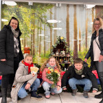 Unsere Hortkinder haben am Wettbewerb von Kaufland "Gestalten eines Wichtelhauses" teilgenommen und den 1. Platz gewonnen. Toll gemacht.